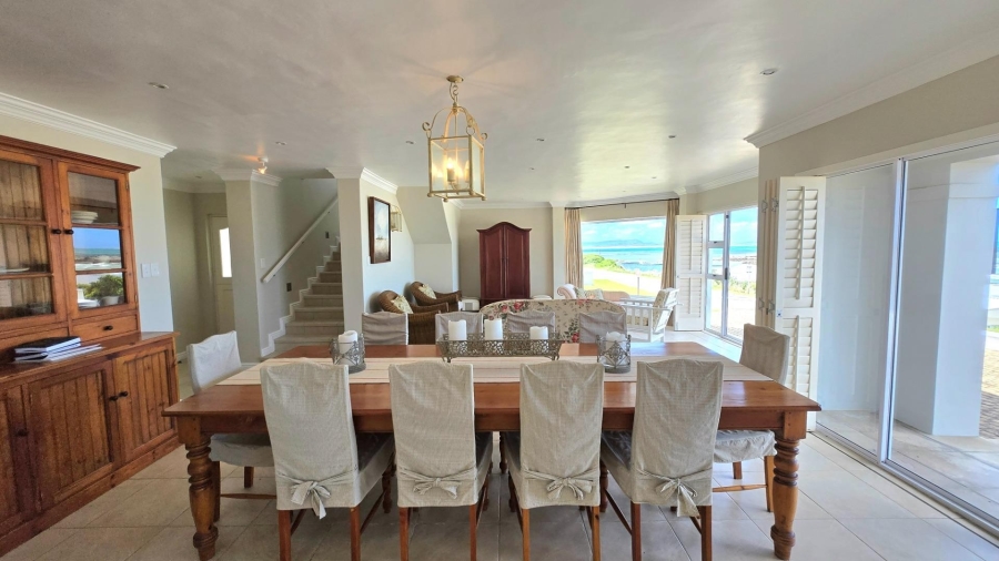 6 Bedroom Property for Sale in Franskraal Western Cape